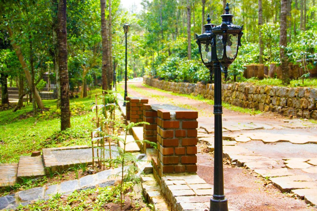 Mainland Resorts & Spa By Kolaahalam Yercaud Exterior photo